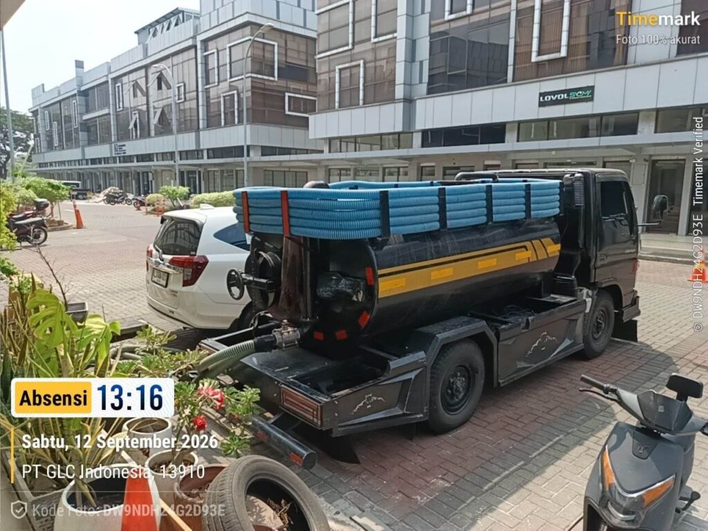 Armada truk sedot wc kebon jeruk jakarta barat siaga 24 jam